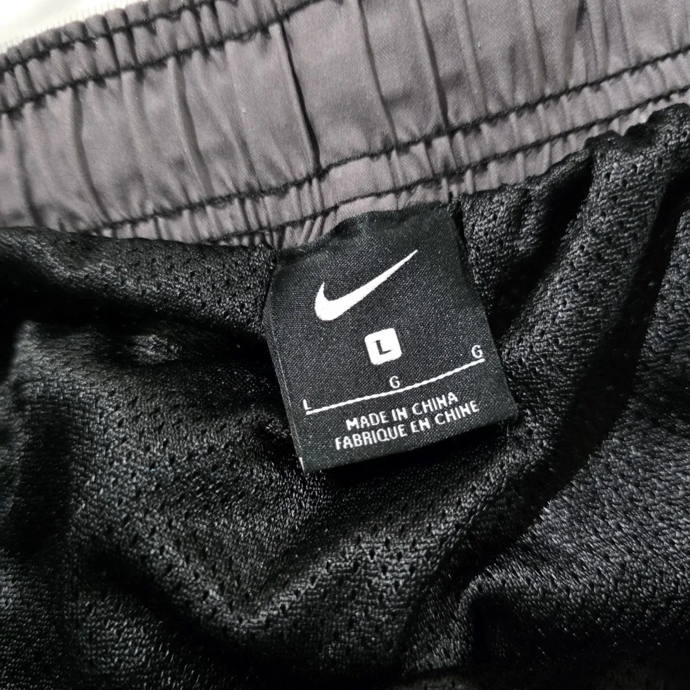 Nike Mens Swim Trunks Size Large Black Logo Embroidered Bathing Suit